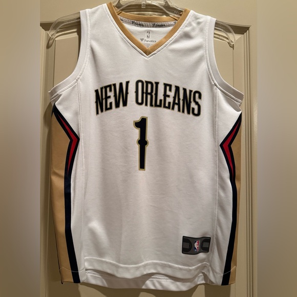 New Orleans #1 Zion Williamson Basketball Jersey - Youth M - Picture 1 of 6